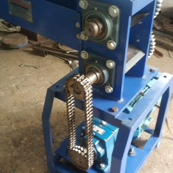 Cut-Wood-Chipper-3 Cut-Wood-Chipper-3